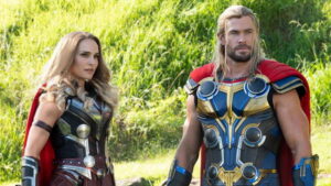 Natalie Portman and Chris Hemsworth in Thor: Love and Thunder