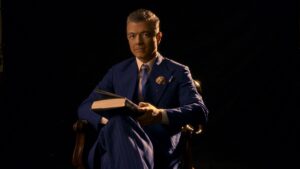 Jericho Rosales as Manuel Quezon