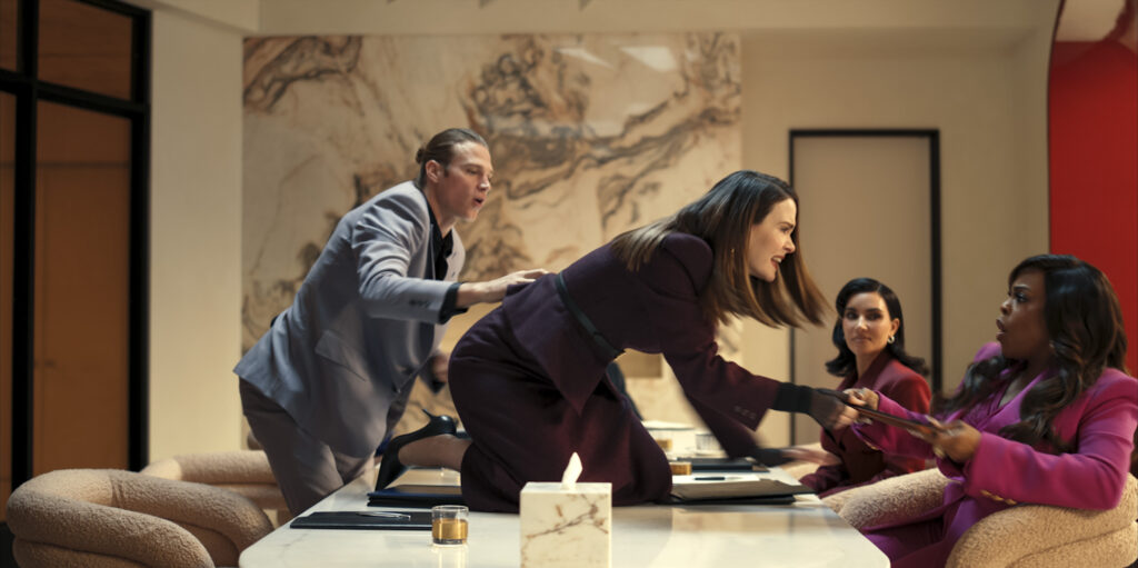 Sarah Paulson and Niecy Nash in All's Fair