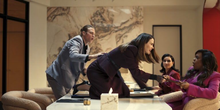 Sarah Paulson and Niecy Nash in All's Fair