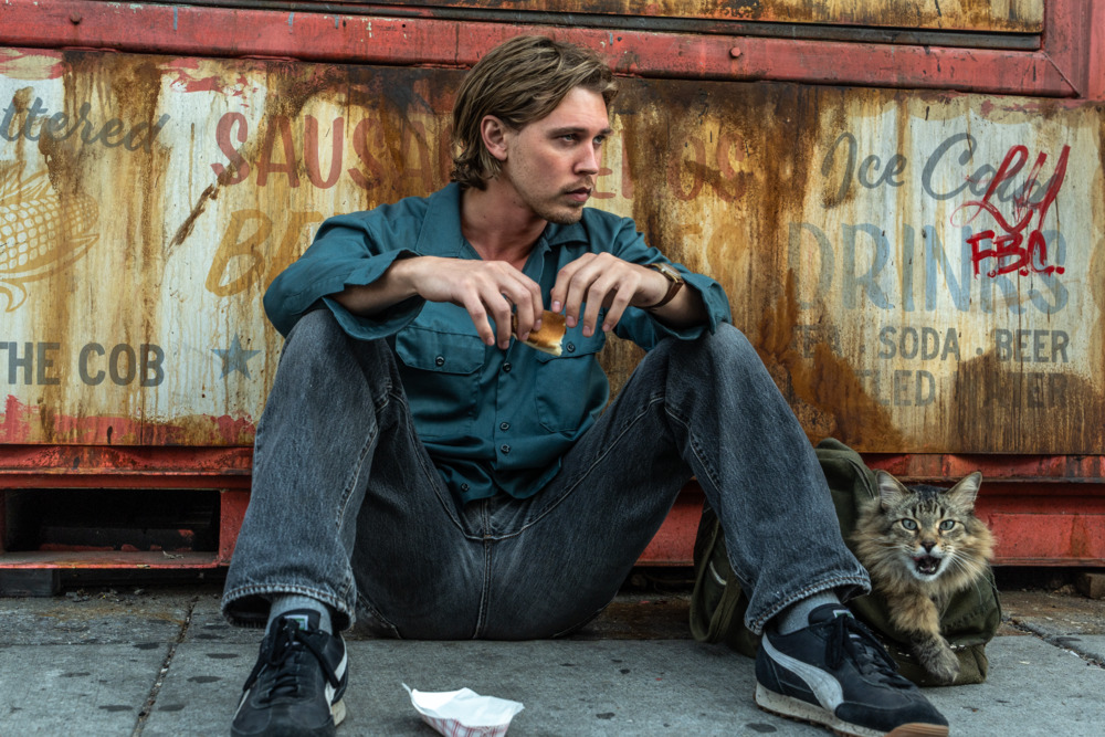 Austin Butler stars in Darren Aronofsky's Caught Stealing