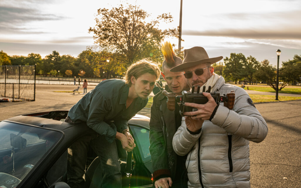 Darren Aronofsky with Austin Butler on the set of Caught Stealing