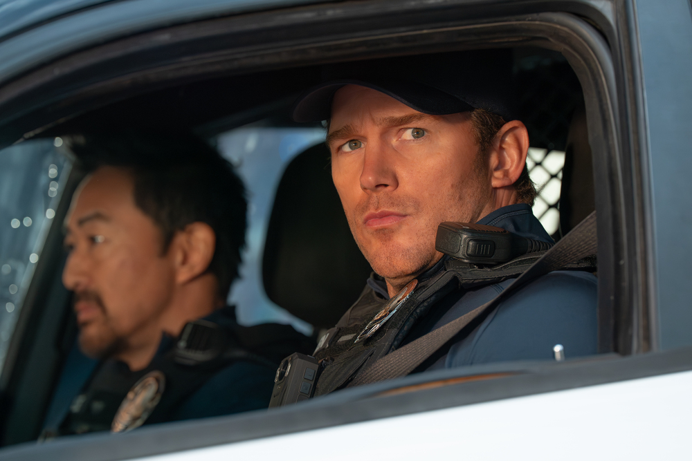 Kenneth Choi as Ray Vale and Chris Pratt as Chris Raven in Mercy